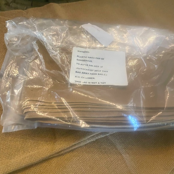 7 Brand New in the Bag Burlap Napkins! - Picture 1 of 3